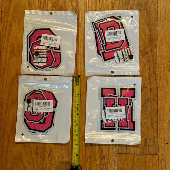 16 PIECES TOTAL with 4 sew kits Rose Red Varsity Letter Patches (2) G, H, D NEW - Picture 1 of 9